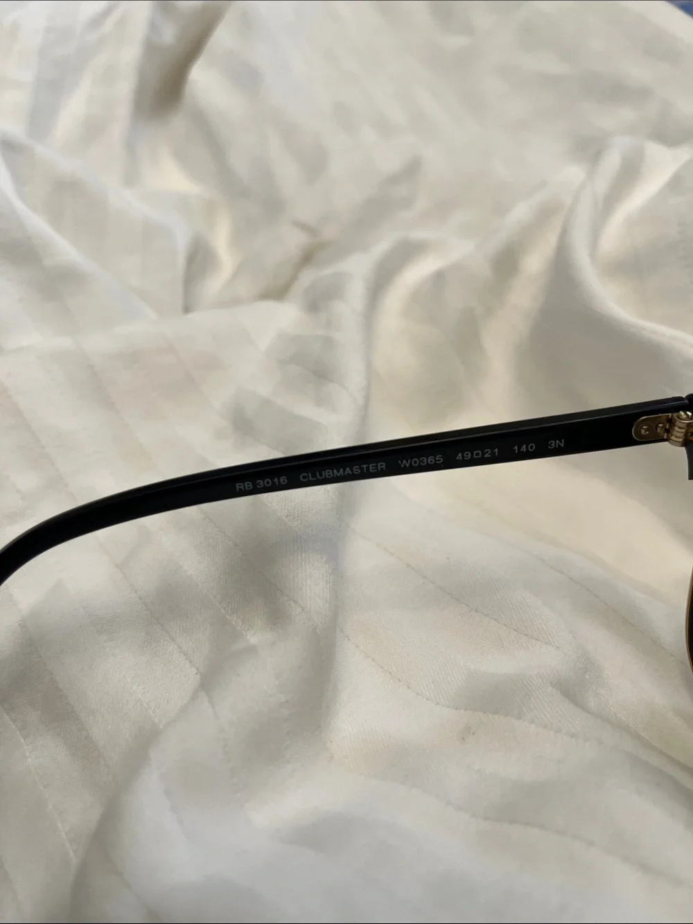 Ray-Ban Clubmaster Sunglasses Black and Gold with Dark Green Lenses
